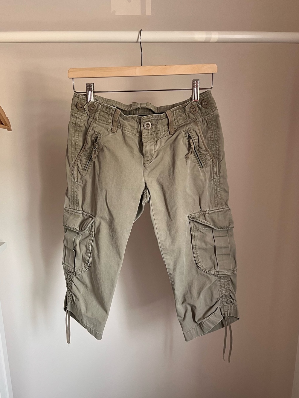 GAP Olive Green Cargo Capris